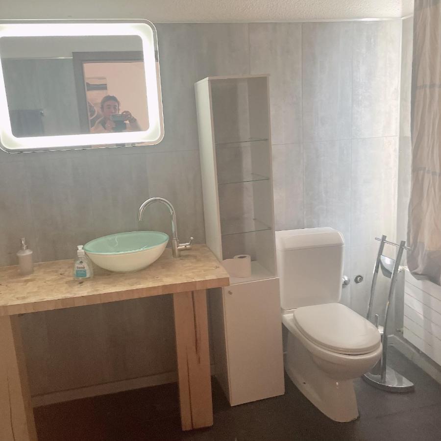 Lindas Beauty Hostel Zurich Ngoại thất bức ảnh
